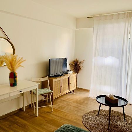 Studio Confort 35M2 Renove, Equipe Et Climatise, Tout Se Fait A Pied! Daire Antibes Dış mekan fotoğraf