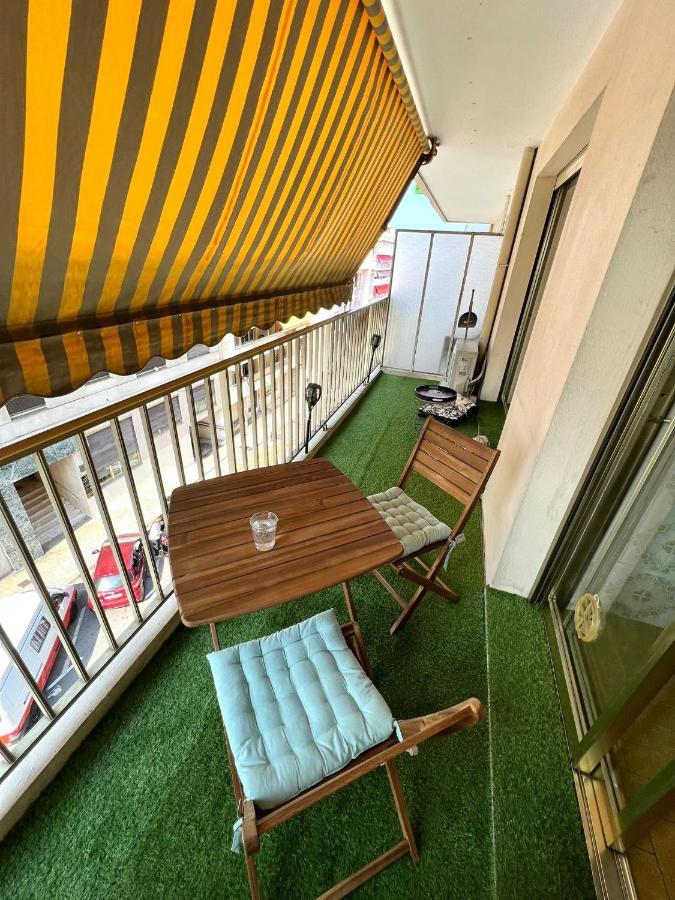 Studio Confort 35M2 Renove, Equipe Et Climatise, Tout Se Fait A Pied! Daire Antibes Dış mekan fotoğraf